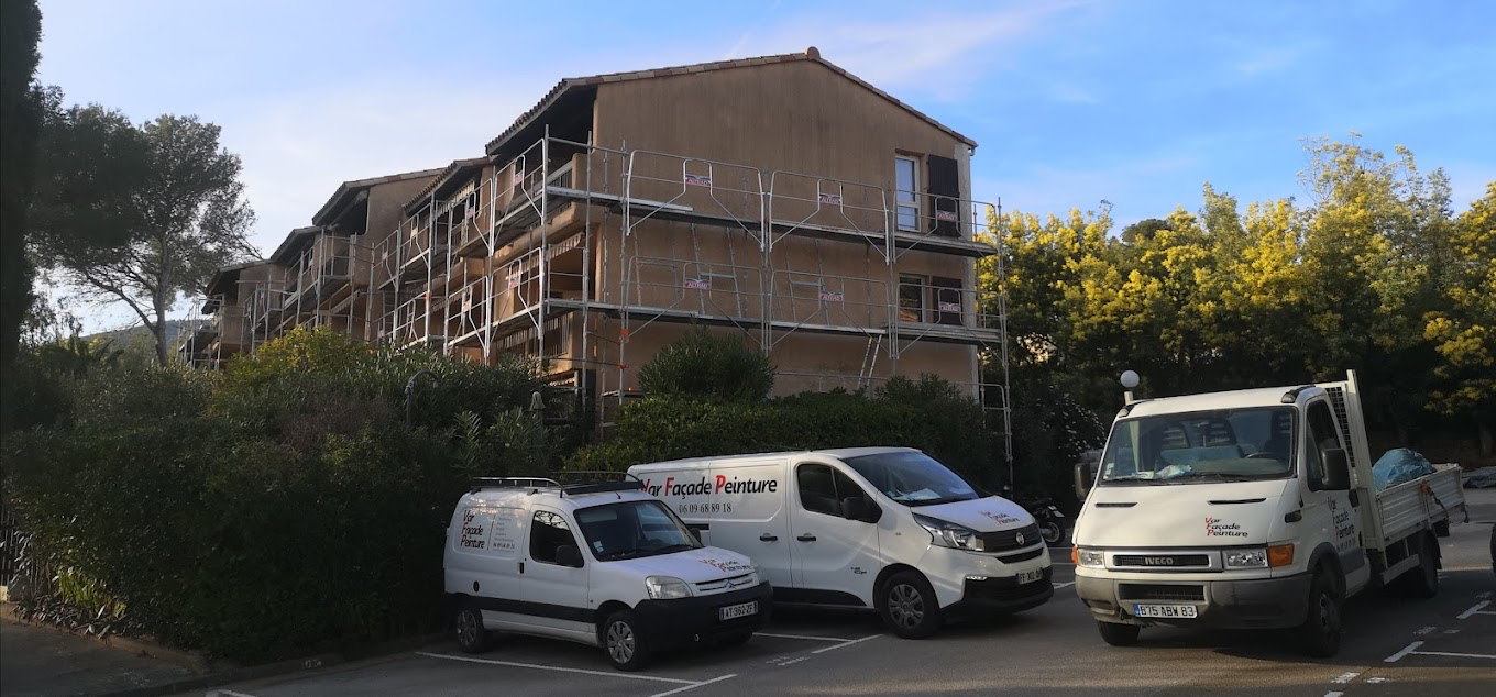 Ravalement de façade — enduit projeté